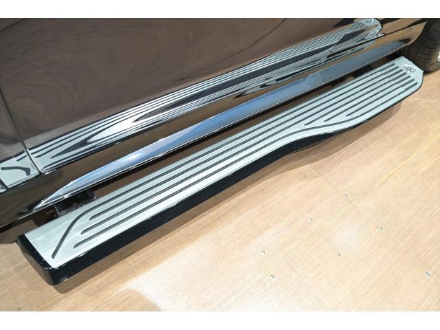 ＧＬＳ ＧＬＳ６００　４マチック　正規ディーラー車　エナジャイジングＰＫＧ　エアバランスＰＫＧ　マイバッハ専用ツートンペイント　電格ステップ　デジタルインナーミラー　ブルメスターサウンド　レーダー探知機　前後ドラレコ　ワイヤレス充電（5枚目）