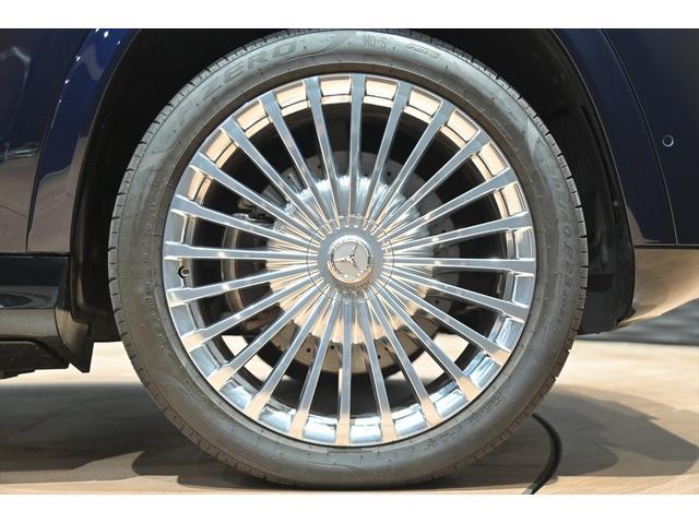 ＧＬＳ ＧＬＳ６００　４マチック　正規ディーラー車　エナジャイジングＰＫＧ　エアバランスＰＫＧ　マイバッハ専用ツートンペイント　電格ステップ　デジタルインナーミラー　ブルメスターサウンド　レーダー探知機　前後ドラレコ　ワイヤレス充電（18枚目）