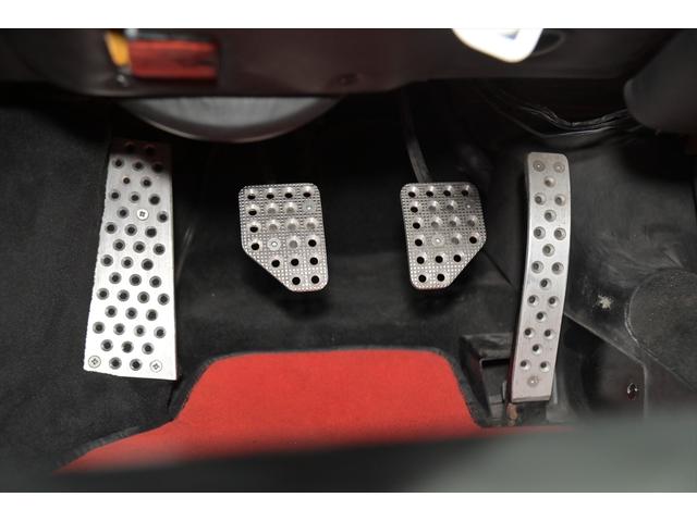 Ｆ５１２Ｍ ベースグレード　生産台数５０１台／ロッソコルサ／ユーザー買取／ブラックレザー／Ｍ．Ｓ．Ｒａｃｉｎｇマフラー／カーボンフロントスポイラー／ＶＩＰＥＲセキュリティー（46枚目）