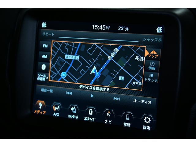 ジープ・レネゲード リミテッド　１オーナー／黒革シート／シートヒーター／ＴＨＵＬＥルーフラック／ＢＦＧｏｏｄｒｉｃｈ　Ａｌｌ－Ｔｅｒｒａｉｎ／ＡＣＣ／ＣａｒＰｌａｙ／ＬＥＤライト／ＢＳＭ（15枚目）