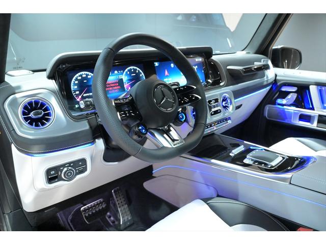 Ｇクラス Ｇ６３　法人１オーナー／ナイトブラックマグノ／ＭＡＮＵＦＡＫＴＵＲプログラムプラス／白黒レザー／ＡＭＧナイトパッケージ／ＭＡＮＵＦＡＫＴＵＲインテリアプラス／ＡＭＧ２２インチ／Ｂｕｒｍｅｓｔｅｒ３Ｄサラウンド（2枚目）