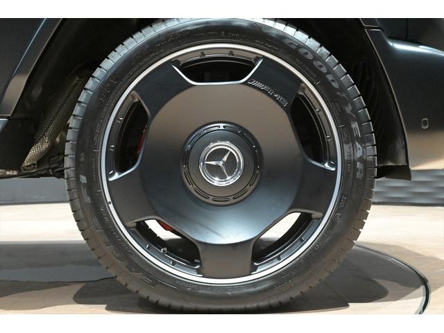 Ｇクラス Ｇ６３　法人１オーナー／ナイトブラックマグノ／ＭＡＮＵＦＡＫＴＵＲプログラムプラス／白黒レザー／ＡＭＧナイトパッケージ／ＭＡＮＵＦＡＫＴＵＲインテリアプラス／ＡＭＧ２２インチ／Ｂｕｒｍｅｓｔｅｒ３Ｄサラウンド（3枚目）