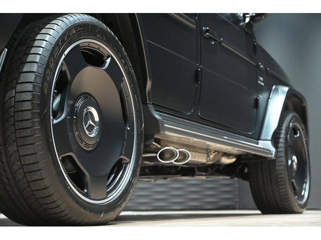 Ｇクラス Ｇ６３　法人１オーナー／ナイトブラックマグノ／ＭＡＮＵＦＡＫＴＵＲプログラムプラス／白黒レザー／ＡＭＧナイトパッケージ／ＭＡＮＵＦＡＫＴＵＲインテリアプラス／ＡＭＧ２２インチ／Ｂｕｒｍｅｓｔｅｒ３Ｄサラウンド（13枚目）