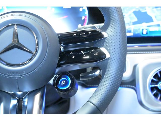 Ｇクラス Ｇ６３　法人１オーナー／ナイトブラックマグノ／ＭＡＮＵＦＡＫＴＵＲプログラムプラス／白黒レザー／ＡＭＧナイトパッケージ／ＭＡＮＵＦＡＫＴＵＲインテリアプラス／ＡＭＧ２２インチ／Ｂｕｒｍｅｓｔｅｒ３Ｄサラウンド（42枚目）