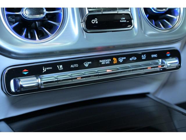 Ｇクラス Ｇ６３　法人１オーナー／ナイトブラックマグノ／ＭＡＮＵＦＡＫＴＵＲプログラムプラス／白黒レザー／ＡＭＧナイトパッケージ／ＭＡＮＵＦＡＫＴＵＲインテリアプラス／ＡＭＧ２２インチ／Ｂｕｒｍｅｓｔｅｒ３Ｄサラウンド（43枚目）