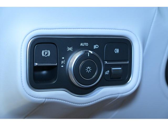 Ｇクラス Ｇ６３　法人１オーナー／ナイトブラックマグノ／ＭＡＮＵＦＡＫＴＵＲプログラムプラス／白黒レザー／ＡＭＧナイトパッケージ／ＭＡＮＵＦＡＫＴＵＲインテリアプラス／ＡＭＧ２２インチ／Ｂｕｒｍｅｓｔｅｒ３Ｄサラウンド（49枚目）