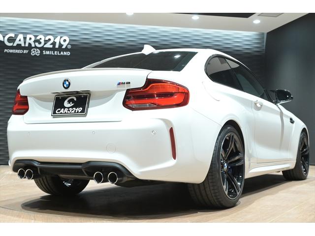 Ｍ２ ベースグレード　６速マニュアル／後期モデル／アルピンホワイト／６速ＭＴ／純正１９インチ鍛造アルミホイール／ブラックレザーインテリア／カーボンインテリアトリム／シートヒーター／純正ナビ／バックカメラ／アダプティブライト（59枚目）
