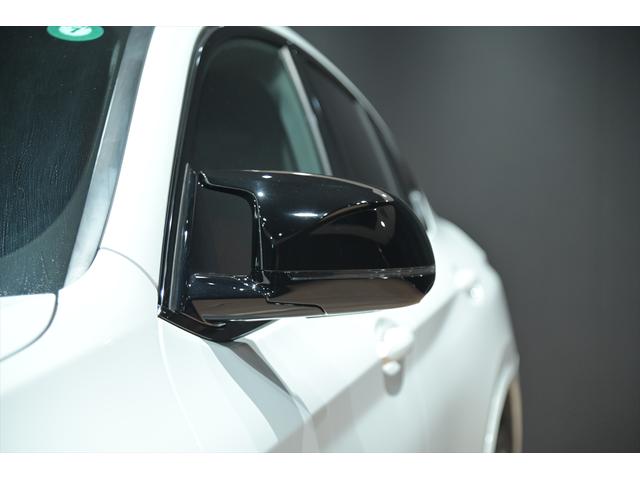 Ｘ４ Ｍ４０ｉ　ユーザー買取／アルピンホワイト／純正２２インチＡＷ／有償内装カラー／カーボンファイバートリム／マルビームＬＥＤヘッドライト／スポーティーエンジンサウンド／レーダークルーズ／ＢＳＭ／ＨＵＤ（30枚目）