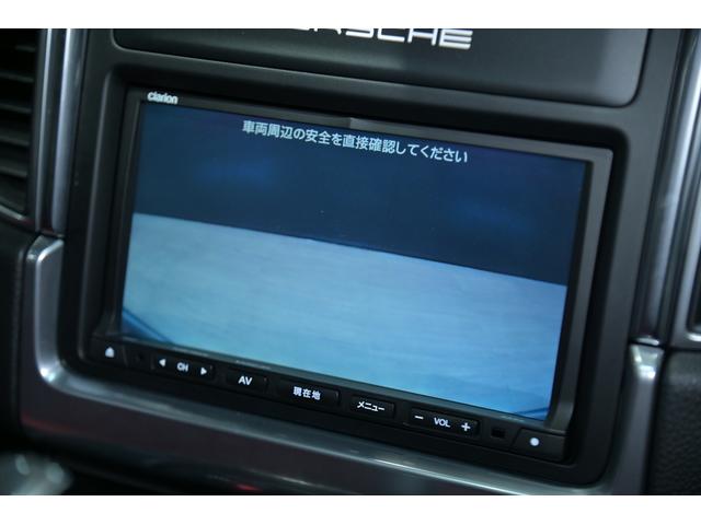 マカン マカン　ターボ　ワンオーナー／アゲートグレーメタリック／レッドレザーインテリア／サンルーフ／レザーＰＫＧ／純正２１インチＡＷ／ＰＡＳＭ／ＰＤＬＳ／ＢＯＳＥ／１８ｗａｙ電動スポーツシート／シートヒーター（13枚目）
