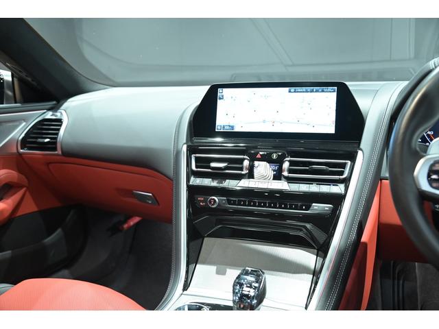 ８シリーズ Ｍ８５０ｉ　ｘＤｒｉｖｅ　グランクーペ　ミネラルホワイト／サンルーフ／インディビジュアルインテリア／Ｂｏｗｅｒｓ＆Ｗｉｌｋｉｎｓ／大径Ｍスポーツブレーキ／アダプティブＭサスペンションプロ／ＢＭＷレーザーライト／スポーツエキゾースト（38枚目）