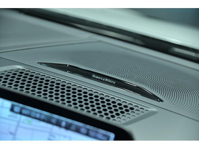 ８シリーズ Ｍ８５０ｉ　ｘＤｒｉｖｅ　グランクーペ　ミネラルホワイト／サンルーフ／インディビジュアルインテリア／Ｂｏｗｅｒｓ＆Ｗｉｌｋｉｎｓ／大径Ｍスポーツブレーキ／アダプティブＭサスペンションプロ／ＢＭＷレーザーライト／スポーツエキゾースト（53枚目）