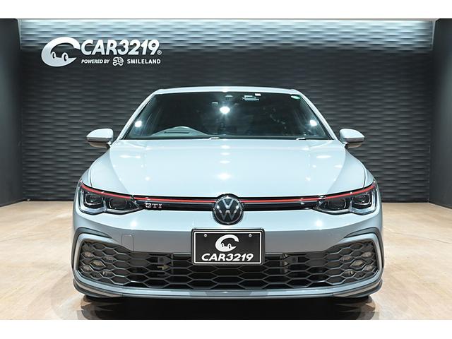 ゴルフＧＴＩ ベースグレード　ＤＣＣＰＫＧ　テクノロジーＰＫＧ　Ｄｉｓｃｏｖｅｒ　ＰｒｏＰＫＧ　ＯＰ１９インチＡＷ　ムーンストーングレー　ＨＵＤ　ＢＳＭ　ＡＣＣ　Ｓヒーター　ステアリングヒーター　前後ドラレコ　フルセグ　Ｐアシスト（5枚目）