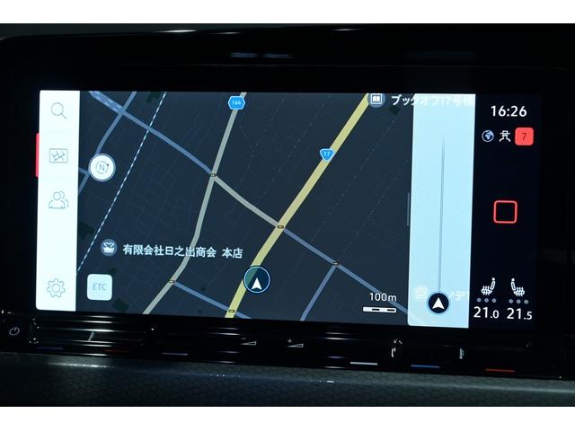 ゴルフＧＴＩ ベースグレード　ＤＣＣＰＫＧ　テクノロジーＰＫＧ　Ｄｉｓｃｏｖｅｒ　ＰｒｏＰＫＧ　ＯＰ１９インチＡＷ　ムーンストーングレー　ＨＵＤ　ＢＳＭ　ＡＣＣ　Ｓヒーター　ステアリングヒーター　前後ドラレコ　フルセグ　Ｐアシスト（11枚目）