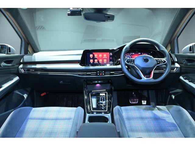 ゴルフＧＴＩ ベースグレード　ＤＣＣＰＫＧ　テクノロジーＰＫＧ　Ｄｉｓｃｏｖｅｒ　ＰｒｏＰＫＧ　ＯＰ１９インチＡＷ　ムーンストーングレー　ＨＵＤ　ＢＳＭ　ＡＣＣ　Ｓヒーター　ステアリングヒーター　前後ドラレコ　フルセグ　Ｐアシスト（20枚目）