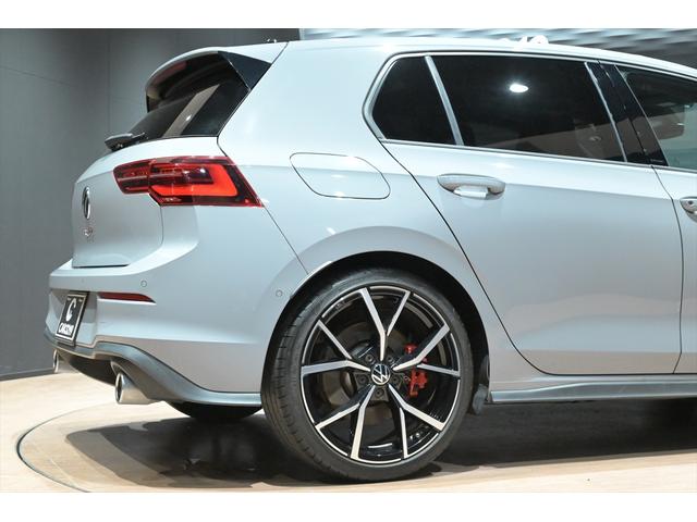 ゴルフＧＴＩ ベースグレード　ＤＣＣＰＫＧ　テクノロジーＰＫＧ　Ｄｉｓｃｏｖｅｒ　ＰｒｏＰＫＧ　ＯＰ１９インチＡＷ　ムーンストーングレー　ＨＵＤ　ＢＳＭ　ＡＣＣ　Ｓヒーター　ステアリングヒーター　前後ドラレコ　フルセグ　Ｐアシスト（26枚目）