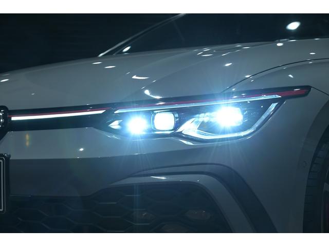 ゴルフＧＴＩ ベースグレード　ＤＣＣＰＫＧ　テクノロジーＰＫＧ　Ｄｉｓｃｏｖｅｒ　ＰｒｏＰＫＧ　ＯＰ１９インチＡＷ　ムーンストーングレー　ＨＵＤ　ＢＳＭ　ＡＣＣ　Ｓヒーター　ステアリングヒーター　前後ドラレコ　フルセグ　Ｐアシスト（27枚目）