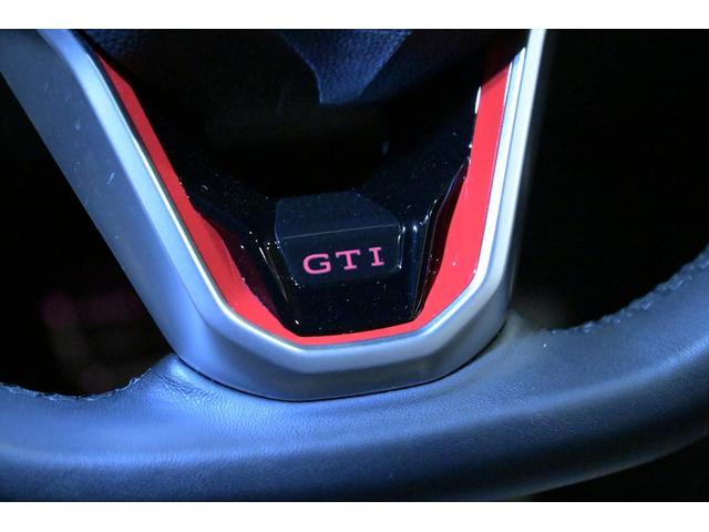 ゴルフＧＴＩ ベースグレード　ＤＣＣＰＫＧ　テクノロジーＰＫＧ　Ｄｉｓｃｏｖｅｒ　ＰｒｏＰＫＧ　ＯＰ１９インチＡＷ　ムーンストーングレー　ＨＵＤ　ＢＳＭ　ＡＣＣ　Ｓヒーター　ステアリングヒーター　前後ドラレコ　フルセグ　Ｐアシスト（44枚目）