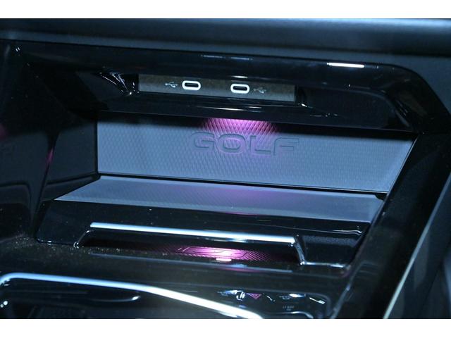 ゴルフＧＴＩ ベースグレード　ＤＣＣＰＫＧ　テクノロジーＰＫＧ　Ｄｉｓｃｏｖｅｒ　ＰｒｏＰＫＧ　ＯＰ１９インチＡＷ　ムーンストーングレー　ＨＵＤ　ＢＳＭ　ＡＣＣ　Ｓヒーター　ステアリングヒーター　前後ドラレコ　フルセグ　Ｐアシスト（49枚目）