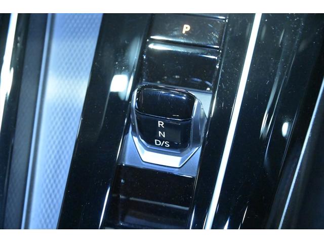 ゴルフＧＴＩ ベースグレード　ＤＣＣＰＫＧ　テクノロジーＰＫＧ　Ｄｉｓｃｏｖｅｒ　ＰｒｏＰＫＧ　ＯＰ１９インチＡＷ　ムーンストーングレー　ＨＵＤ　ＢＳＭ　ＡＣＣ　Ｓヒーター　ステアリングヒーター　前後ドラレコ　フルセグ　Ｐアシスト（53枚目）