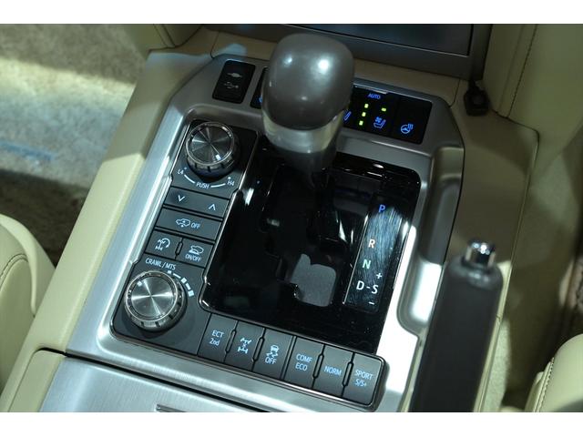 ランドクルーザー ＺＸ　１オナ／ＷＡＬＤエアロ／ＷＡＬＤ２２インチアルミホイール／リアエンターテイメント／サンルーフ／ベージュレザーシート／パワーバックドア／シートヒーター＆ベンチレーション／純正ナビ／地デジ／３６０度カメラ（45枚目）