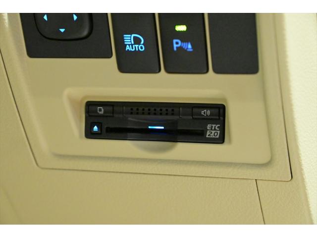 ランドクルーザー ＺＸ　１オナ／ＷＡＬＤエアロ／ＷＡＬＤ２２インチアルミホイール／リアエンターテイメント／サンルーフ／ベージュレザーシート／パワーバックドア／シートヒーター＆ベンチレーション／純正ナビ／地デジ／３６０度カメラ（49枚目）
