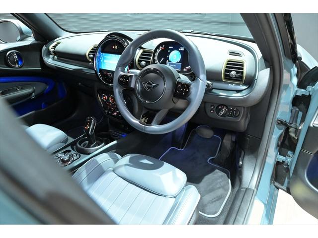 ＭＩＮＩ クーパーＤ　クラブマン　アントールド・エディション　１オーナー／純正１８インチ　アロイ・ホイール　アントールドストライプ　ブラスカラー・アクセント・パーツ　ドライビングアシスト　パーキングアシスト　シートヒーター　バックカメラ　ＥＴＣ　コーナーセンサー（38枚目）