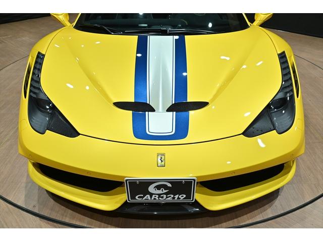 ４５８スペチアーレＡ ベースグレード　世界限定４９９台／正規Ｄ車／Ｇｉａｌｌｏ　Ｔｒｉｐｒｏ　Ｓｔｒａｔｏ／ＮＡＲＴレーシングストライプ／カーボンエクステリア／３Ｄカーボンレーシングシート／前後コーナーセンサー／ＬＥＤステアリング（26枚目）