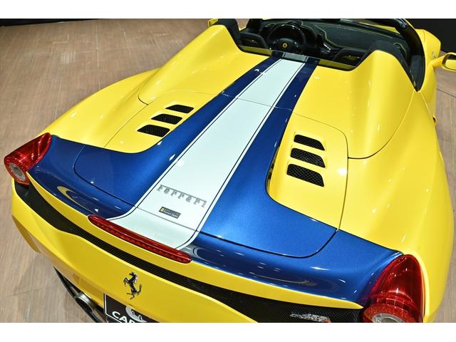 ４５８スペチアーレＡ ベースグレード　世界限定４９９台／正規Ｄ車／Ｇｉａｌｌｏ　Ｔｒｉｐｒｏ　Ｓｔｒａｔｏ／ＮＡＲＴレーシングストライプ／カーボンエクステリア／３Ｄカーボンレーシングシート／前後コーナーセンサー／ＬＥＤステアリング（32枚目）