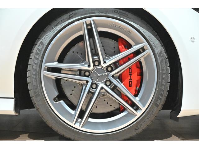 ＣＬＡクラス シューティングブレーク ＣＬＡ４５　Ｓ　４マチック＋　シューティングブレーク　ＡＭＧパフォーマンスＰＫＧ／ＡＭＧアドバンスドＰＫＧ／ＳＲ／ＡＭＧパフォーマンスステアリング／ベンチレーション／ＨＵＤ／３６０カメラ／ＡＭＧ１９ＡＷ／マルチビームＬＥＤ／ナビ／フルセグ／前後ドラレコ（15枚目）