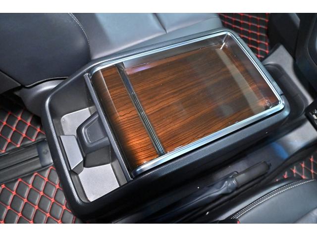 グランエース プレミアム　ＷＡＬＤ新品エアロ／ＷＡＬＤ新品２０インチアルミホイール／純正ナビ／１２．１型フリップダウン／パノラミックビューモニター／ＤＶＤデッキ／地デジ／寒冷地仕様／ＥＴＣ／デジタルインナーミラー／ＬＥＤランプ（54枚目）