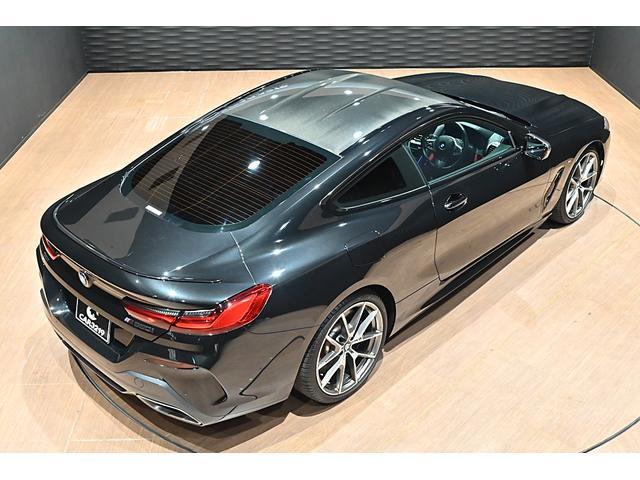 ８シリーズ Ｍ８５０ｉ　ｘＤｒｉｖｅクーペ　ドライビングアシストプロフェッショナル　ＭテクノロジーＰＫＧ　Ｈ＆Ｋサウンド　カーボンルーフ　パーキングアシスト　ＡＣＣ　ＢＳＭ　ＨＵＤ　シートヒーター　シートエアコン　前後ドラレコ　レーザーライト（12枚目）