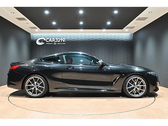 ８シリーズ Ｍ８５０ｉ　ｘＤｒｉｖｅクーペ　ドライビングアシストプロフェッショナル　ＭテクノロジーＰＫＧ　Ｈ＆Ｋサウンド　カーボンルーフ　パーキングアシスト　ＡＣＣ　ＢＳＭ　ＨＵＤ　シートヒーター　シートエアコン　前後ドラレコ　レーザーライト（13枚目）