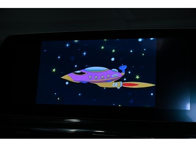 ８シリーズ Ｍ８５０ｉ　ｘＤｒｉｖｅクーペ　ドライビングアシストプロフェッショナル　ＭテクノロジーＰＫＧ　Ｈ＆Ｋサウンド　カーボンルーフ　パーキングアシスト　ＡＣＣ　ＢＳＭ　ＨＵＤ　シートヒーター　シートエアコン　前後ドラレコ　レーザーライト（16枚目）