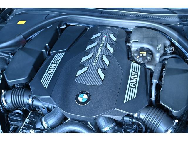 ８シリーズ Ｍ８５０ｉ　ｘＤｒｉｖｅクーペ　ドライビングアシストプロフェッショナル　ＭテクノロジーＰＫＧ　Ｈ＆Ｋサウンド　カーボンルーフ　パーキングアシスト　ＡＣＣ　ＢＳＭ　ＨＵＤ　シートヒーター　シートエアコン　前後ドラレコ　レーザーライト（59枚目）