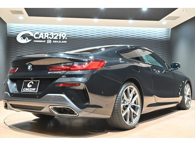 ８シリーズ Ｍ８５０ｉ　ｘＤｒｉｖｅクーペ　ドライビングアシストプロフェッショナル　ＭテクノロジーＰＫＧ　Ｈ＆Ｋサウンド　カーボンルーフ　パーキングアシスト　ＡＣＣ　ＢＳＭ　ＨＵＤ　シートヒーター　シートエアコン　前後ドラレコ　レーザーライト（60枚目）