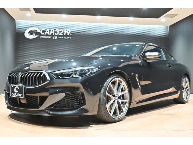 ８シリーズ Ｍ８５０ｉ　ｘＤｒｉｖｅクーペ　ドライビングアシストプロフェッショナル　ＭテクノロジーＰＫＧ　Ｈ＆Ｋサウンド　カーボンルーフ　パーキングアシスト　ＡＣＣ　ＢＳＭ　ＨＵＤ　シートヒーター　シートエアコン　前後ドラレコ　レーザーライト（65枚目）