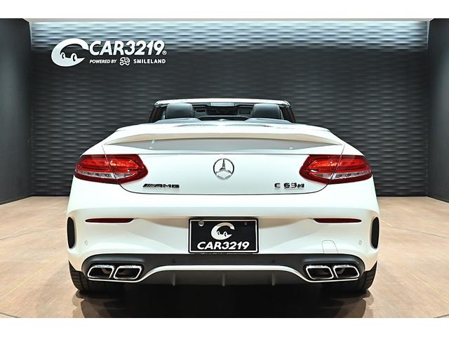 Ｃクラス Ｃ６３　Ｓカブリオレ　ダイヤモンドホワイト／ブラック×グレーレザーシート／１９インチＡＭＧアルミホイール／ブルメスター／ＡＭＧパフォーマンスエキゾースト／エアスカーフ／ＬＥＤライト／ディスタンスパイロット／ＡＣＣ／ＢＳＭ（7枚目）