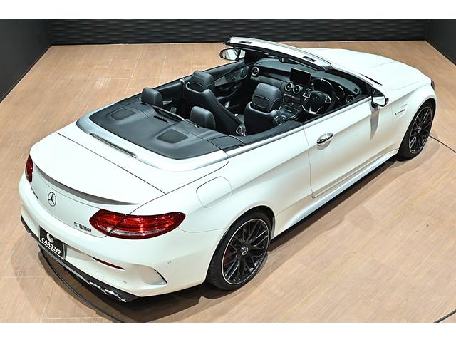Ｃクラス Ｃ６３　Ｓカブリオレ　ダイヤモンドホワイト／ブラック×グレーレザーシート／１９インチＡＭＧアルミホイール／ブルメスター／ＡＭＧパフォーマンスエキゾースト／エアスカーフ／ＬＥＤライト／ディスタンスパイロット／ＡＣＣ／ＢＳＭ（9枚目）