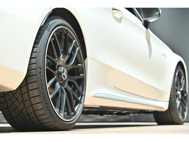 Ｃクラス Ｃ６３　Ｓカブリオレ　ダイヤモンドホワイト／ブラック×グレーレザーシート／１９インチＡＭＧアルミホイール／ブルメスター／ＡＭＧパフォーマンスエキゾースト／エアスカーフ／ＬＥＤライト／ディスタンスパイロット／ＡＣＣ／ＢＳＭ（17枚目）