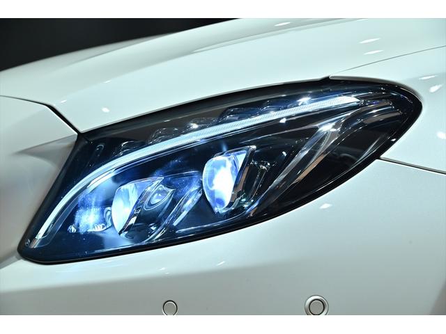 Ｃクラス Ｃ６３　Ｓカブリオレ　ダイヤモンドホワイト／ブラック×グレーレザーシート／１９インチＡＭＧアルミホイール／ブルメスター／ＡＭＧパフォーマンスエキゾースト／エアスカーフ／ＬＥＤライト／ディスタンスパイロット／ＡＣＣ／ＢＳＭ（27枚目）