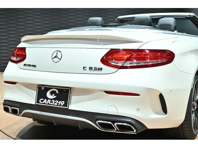 Ｃクラス Ｃ６３　Ｓカブリオレ　ダイヤモンドホワイト／ブラック×グレーレザーシート／１９インチＡＭＧアルミホイール／ブルメスター／ＡＭＧパフォーマンスエキゾースト／エアスカーフ／ＬＥＤライト／ディスタンスパイロット／ＡＣＣ／ＢＳＭ（32枚目）