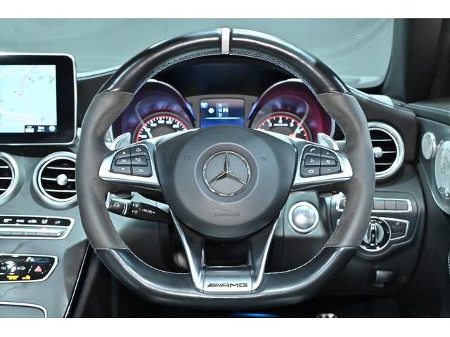 Ｃクラス Ｃ６３　Ｓカブリオレ　ダイヤモンドホワイト／ブラック×グレーレザーシート／１９インチＡＭＧアルミホイール／ブルメスター／ＡＭＧパフォーマンスエキゾースト／エアスカーフ／ＬＥＤライト／ディスタンスパイロット／ＡＣＣ／ＢＳＭ（41枚目）