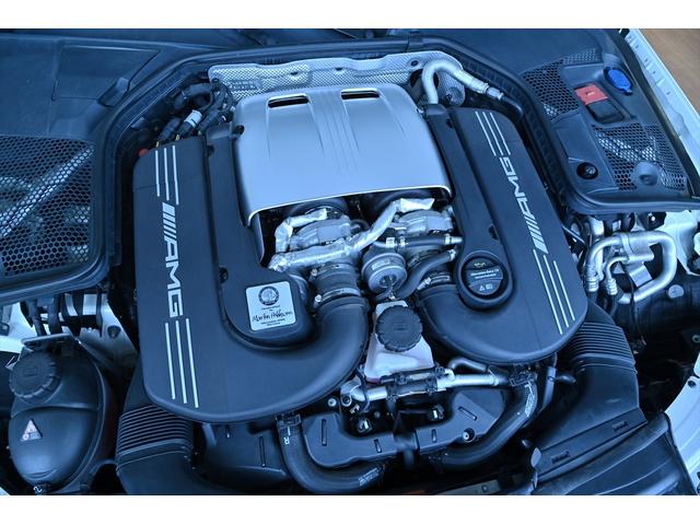 Ｃクラス Ｃ６３　Ｓカブリオレ　ダイヤモンドホワイト／ブラック×グレーレザーシート／１９インチＡＭＧアルミホイール／ブルメスター／ＡＭＧパフォーマンスエキゾースト／エアスカーフ／ＬＥＤライト／ディスタンスパイロット／ＡＣＣ／ＢＳＭ（63枚目）