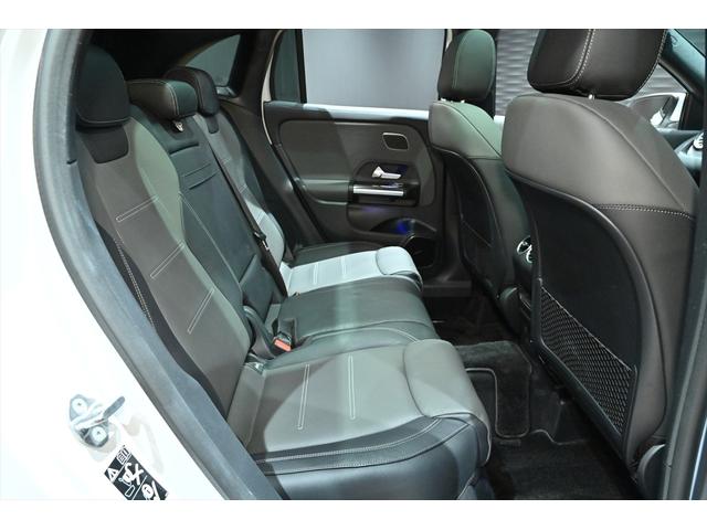 ＧＬＡクラス ＧＬＡ４５　Ｓ　４マチック＋　１オナ／デジタルホワイト／パノラミックスライディングルーフ／アドバンスドＰＫＧ／チタニウムグレーブラックインテリア／３６０度カメラ／パフォーマンスステアリング／ＡＭＧドライブコントロールスイッチ（20枚目）