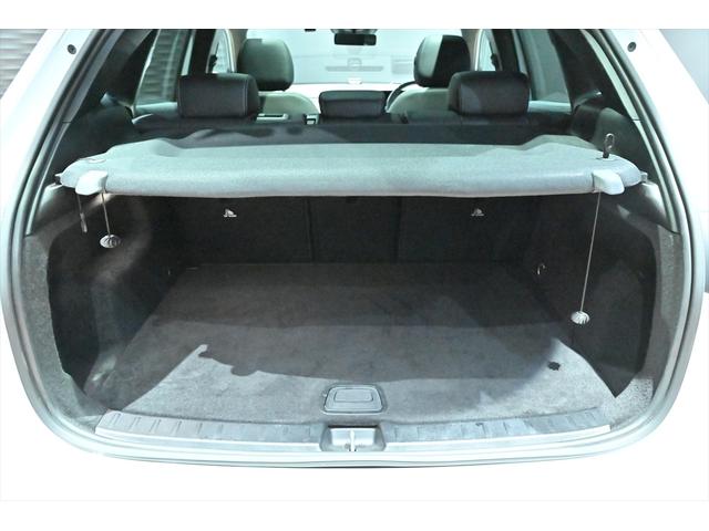 ＧＬＡクラス ＧＬＡ４５　Ｓ　４マチック＋　１オナ／デジタルホワイト／パノラミックスライディングルーフ／アドバンスドＰＫＧ／チタニウムグレーブラックインテリア／３６０度カメラ／パフォーマンスステアリング／ＡＭＧドライブコントロールスイッチ（22枚目）