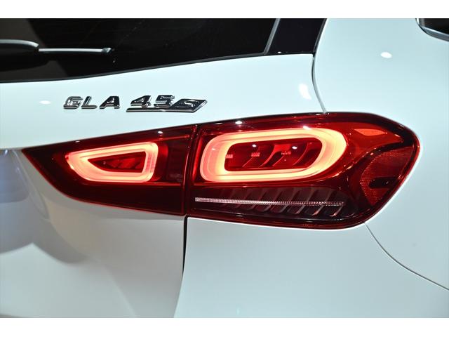 ＧＬＡクラス ＧＬＡ４５　Ｓ　４マチック＋　１オナ／デジタルホワイト／パノラミックスライディングルーフ／アドバンスドＰＫＧ／チタニウムグレーブラックインテリア／３６０度カメラ／パフォーマンスステアリング／ＡＭＧドライブコントロールスイッチ（29枚目）