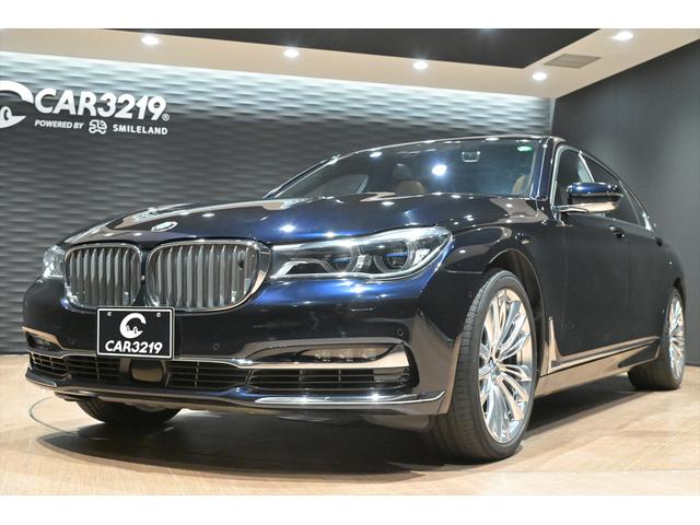 ７シリーズ Ｍ７６０Ｌｉ　ｘＤｒｉｖｅ　Ｖ１２エクセレンス　有償カラー／アズライトブラック／スカイラウンジパノラマルーフ／Ｂｏｗｅｒｓ＆Ｗｉｌｋｉｎｓプレミアムサウンドシステム／リアエンターテイメント／純正２０インチＡＷ／全周囲カメラ／ＢＭＷレーザーライト（70枚目）