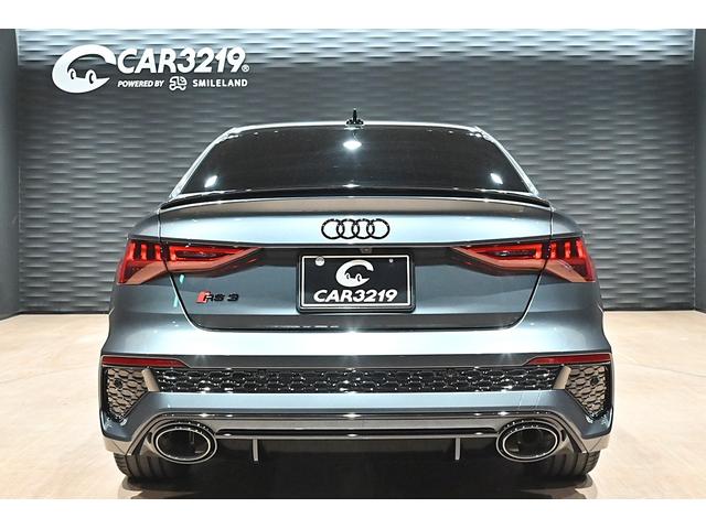 ＲＳ３ ベースグレード　１オナ／買取車／スピードリミッター２８０ｋｍ／ｈ／ＲＳデザインＰＫＧ／ＲＳダンピングコントロールサス／ＲＳエキゾースト／Ｂ＆Ｏ／マトリクスＬＥＤ／コントラストブラックルーフ／ブラックスタイリング（7枚目）