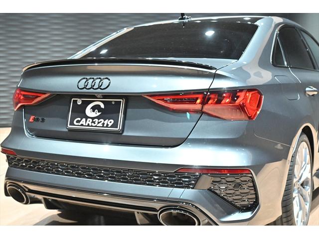 ＲＳ３ ベースグレード　１オナ／買取車／スピードリミッター２８０ｋｍ／ｈ／ＲＳデザインＰＫＧ／ＲＳダンピングコントロールサス／ＲＳエキゾースト／Ｂ＆Ｏ／マトリクスＬＥＤ／コントラストブラックルーフ／ブラックスタイリング（31枚目）