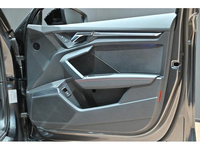 ＲＳ３ ベースグレード　１オナ／買取車／スピードリミッター２８０ｋｍ／ｈ／ＲＳデザインＰＫＧ／ＲＳダンピングコントロールサス／ＲＳエキゾースト／Ｂ＆Ｏ／マトリクスＬＥＤ／コントラストブラックルーフ／ブラックスタイリング（52枚目）